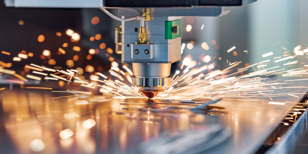 Reformas Integrales de Naves Industriales Ribesalbes · Instalación Tecnología y Comunicaciones