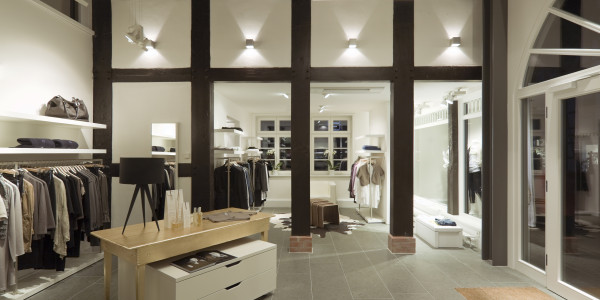 Reformas Integrales de Tiendas y Locales  Comerciales Benafer · Diseño y Planificación de Espacios Comerciales