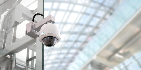 Reformas Integrales de Tiendas y Locales  Comerciales Benafer · Instalación Sistemas de Seguridad y Videovigilancia